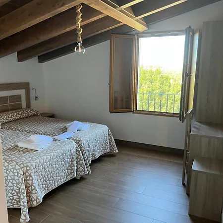 Orueiro Vilaserio 게스트하우스 3*