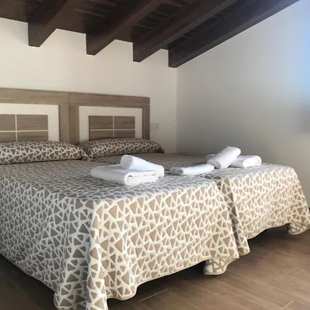 Orueiro Vilaserio 게스트하우스 3*